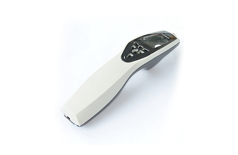 Custom injection molded component
